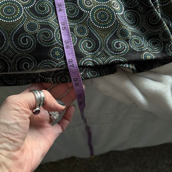 Prana Black & Green Patterned Long Sleeve Wrap Style V-Neck 3/4 Sleeve Dress - Picture 15 of 16